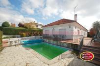 Adosado en venta en  Villalbilla