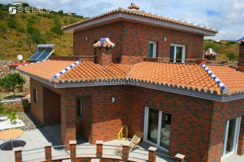 Adosado en venta en Avenida Almendros, Monte los Almendros - El Pargo - Costa Aguilera, Salobreña