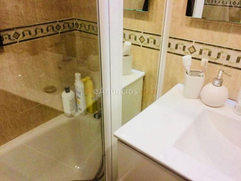 Apartamento en venta en Calle Comercio, La Zubia