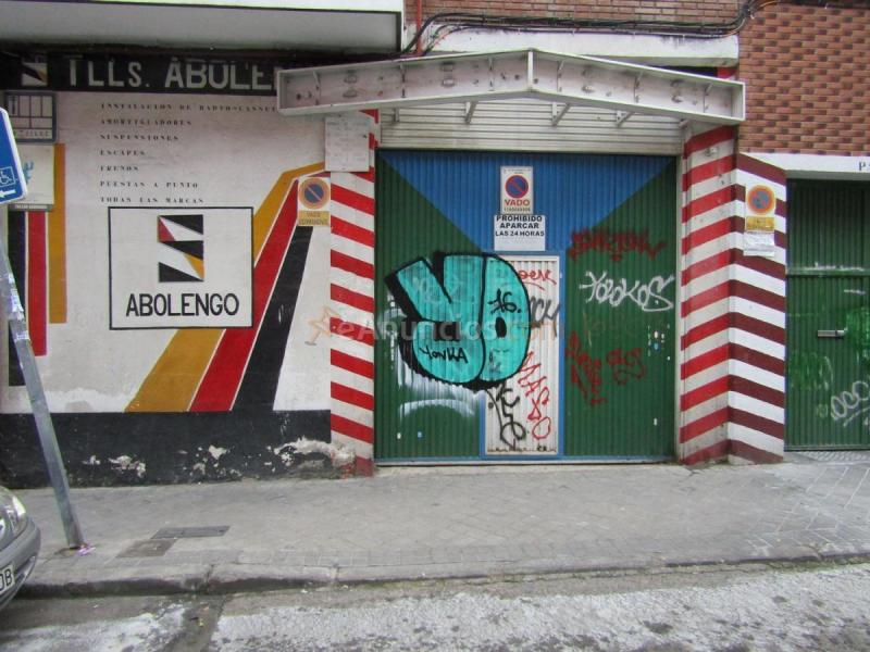 Local Comercial en alquiler en Calle Abolengo, Carabanchel, Madrid