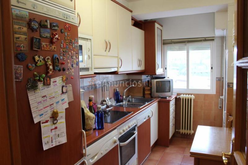 Apartamento en venta en Avenida Juan XXIII, Casco Urbano, Jaca