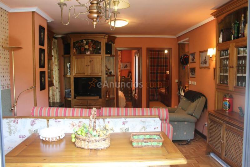 Apartamento en venta en Calle Edificio Los Iglos, Aísa