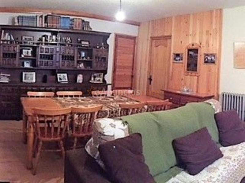 Adosado en venta en Calle Única, Aísa