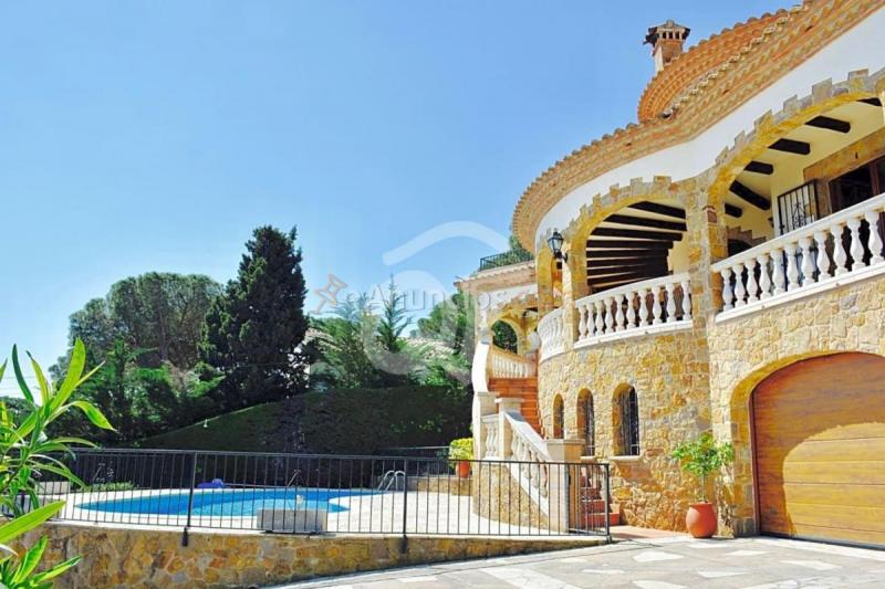 Adosado en venta en Calle Balears, Torre Valentina-Mas Vilar de La Mutxada-Treumal, Calonge