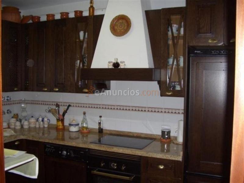 Casa en venta en  Albaida del Aljarafe