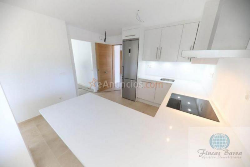 Apartamento en venta en  Los Pacos, Fuengirola