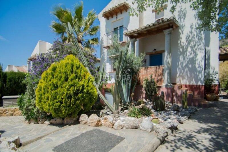 Adosado en venta en Calle G-1, Padul