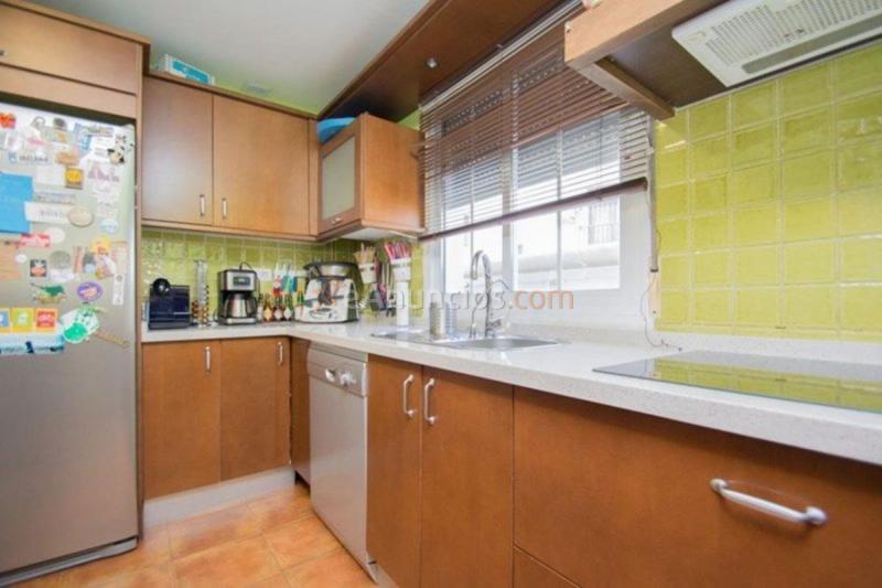 Casa en venta en  infantas, La Zubia