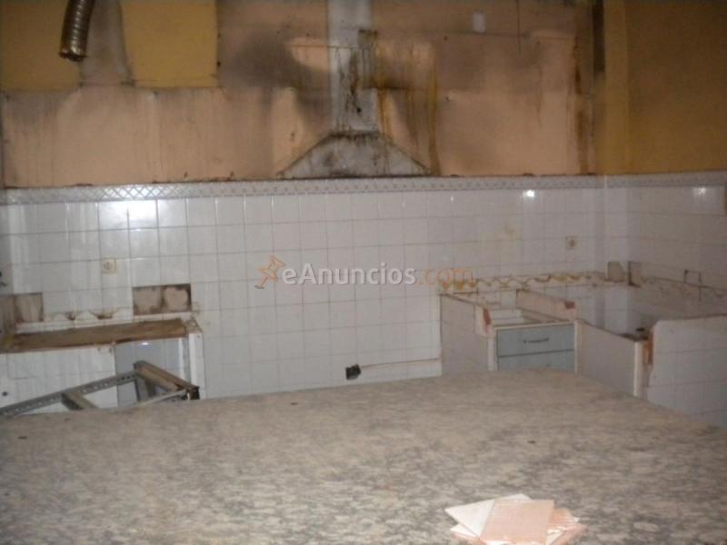 Local Comercial en venta en  Zona Pueblo, L'Eliana