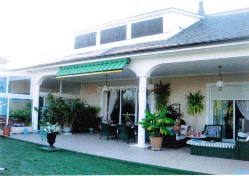 Adosado en venta en  Hortaleza, Madrid