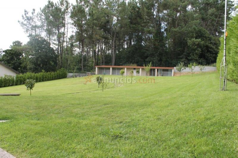 Adosado en venta en  Vedra