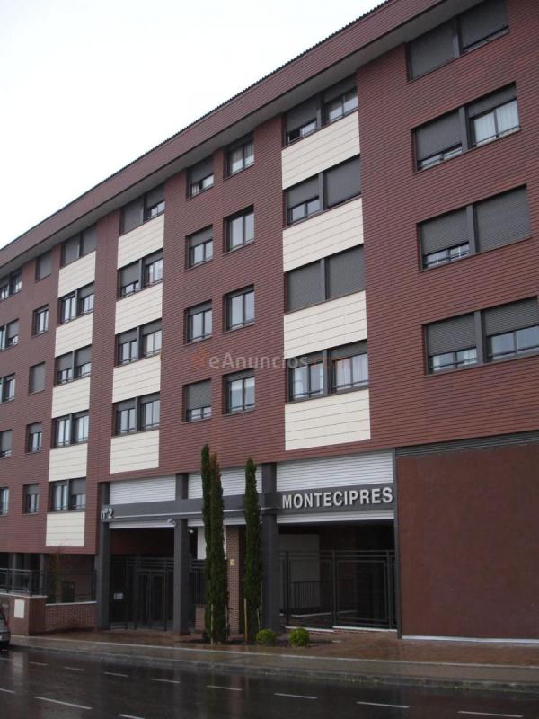 Local Comercial en venta en Avenida de juan pablo ii, Primera Fase - Nuevo Tres Cantos, Tres Cantos