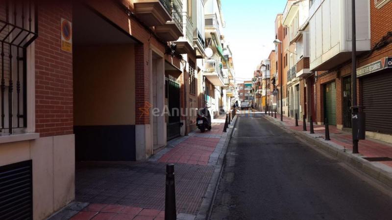 Local Comercial en venta en  Garcilaso, La Alhóndiga, Getafe