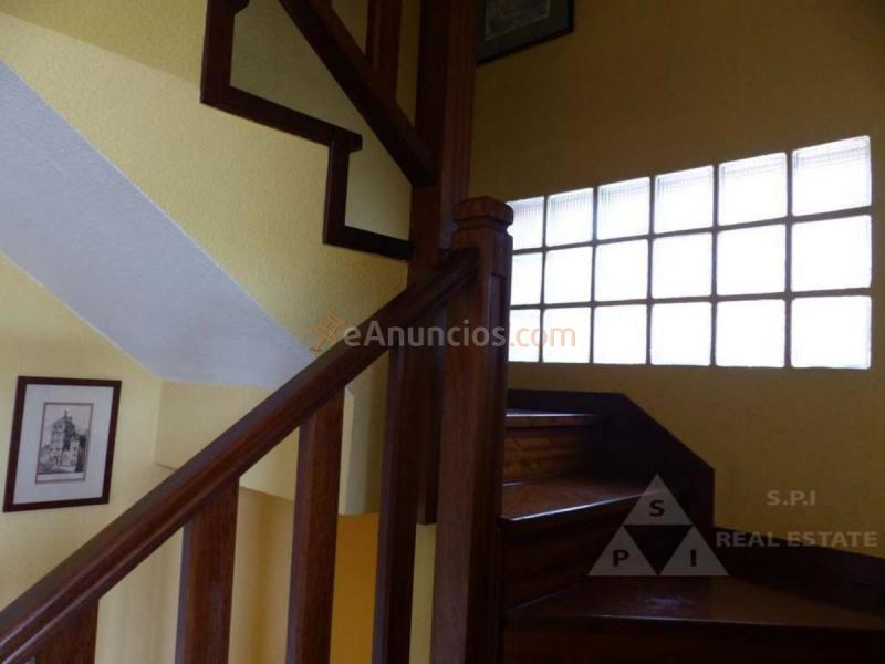 Casa en venta en  Ciudad Lineal, Madrid