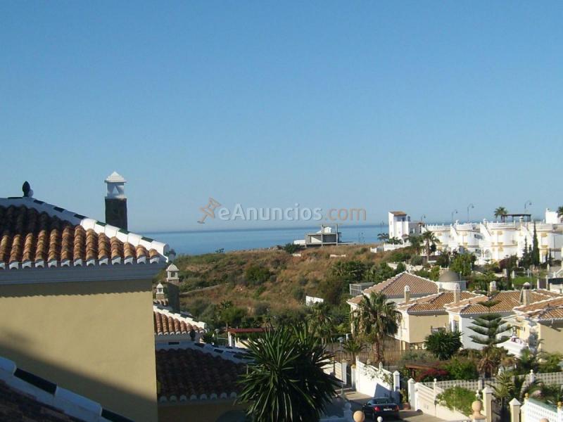 Adosado en venta en  Almayate Bajo