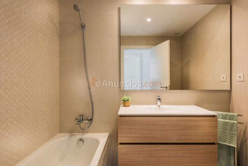 Apartamento en venta en  Benamara-Atalaya, Estepona