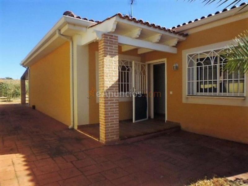 Adosado en venta en  Palomeque