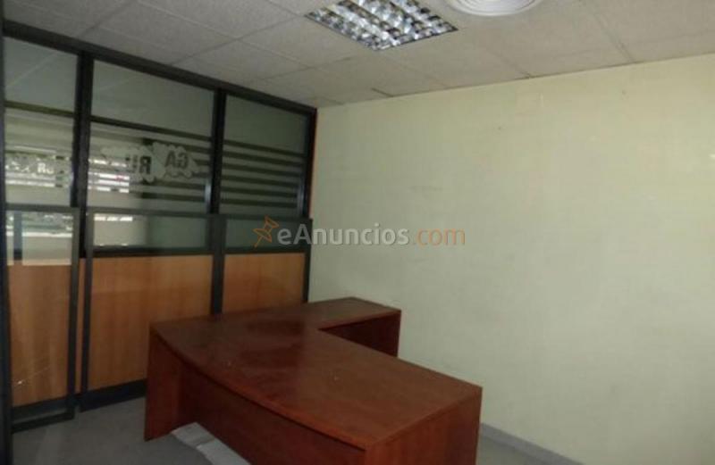 Local Comercial en venta en Calle Cabas Galván, Bailén - Miraflores, Málaga
