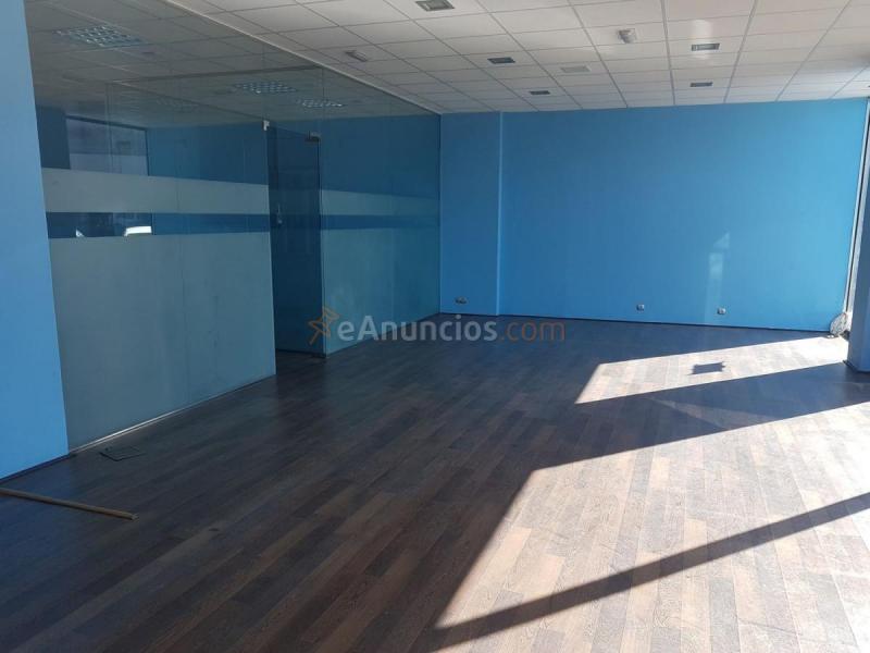 Local Comercial en alquiler en  Campus norte - S.Caetano, Santiago de Compostela