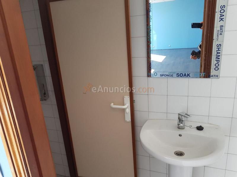 Local Comercial en alquiler en  Campus norte - S.Caetano, Santiago de Compostela