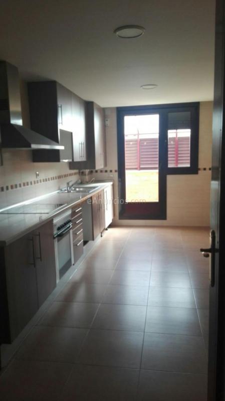Apartamento en venta en Calle Príncipe de Asturias, Zona Monte el Pilar, Majadahonda