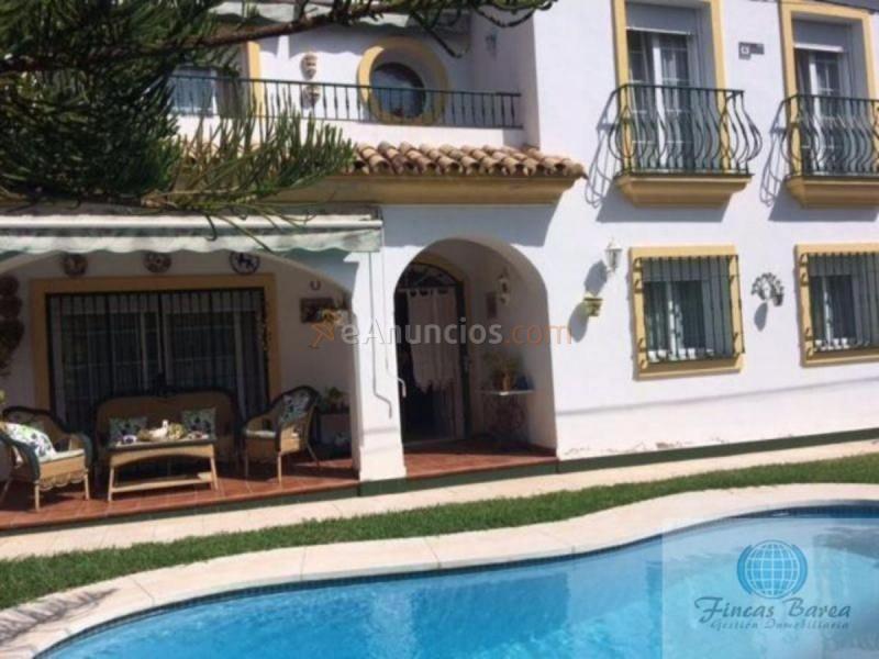 Adosado en venta en  Centro Ciudad, Fuengirola