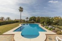 Adosado en venta en  HACIENDA PLAYA ELVIRIA, Elviria-Cabopino, Marbella