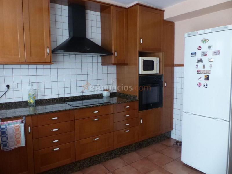 Casa en venta en  Riba-Roja de Túria