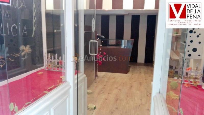 Local Comercial en alquiler en Calle del Medio, Centro - Ayuntamiento, Santander