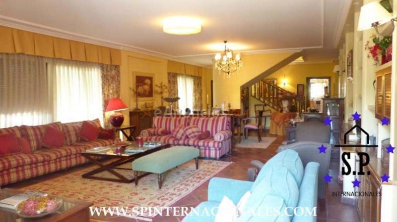 Adosado en venta en  Navalquejigo - Los Arroyos, El Escorial