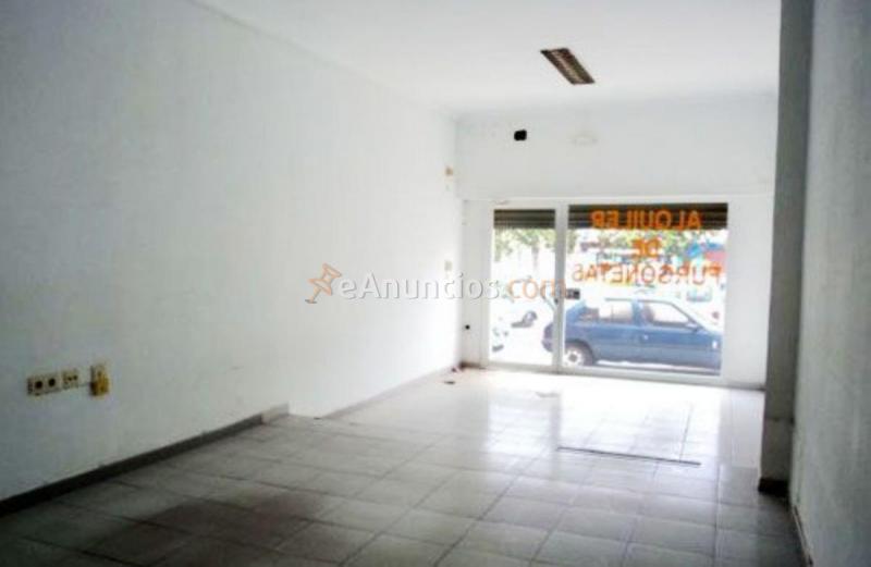 Local Comercial en venta en Avenida DE MADRID, Zona Hispanidad-Vivar Téllez, Vélez-Malaga
