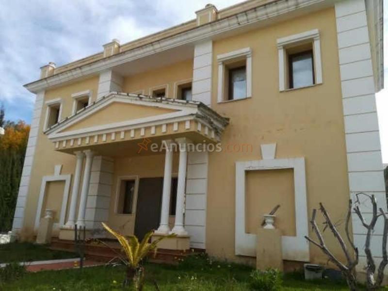 Adosado en venta en  HACIENDA DE LAS CHAPAS, Elviria-Cabopino, Marbella