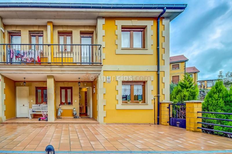 Adosado en venta en Calle la Penia, Penagos