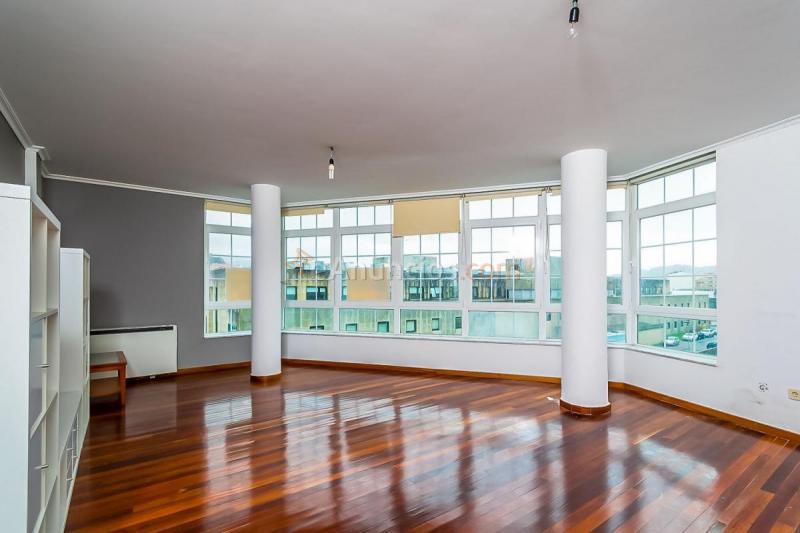 Apartamento en venta en  Cee