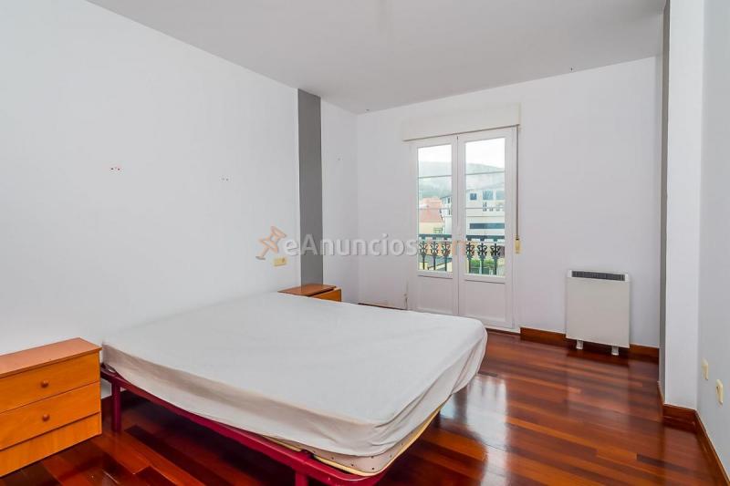 Apartamento en venta en  Cee