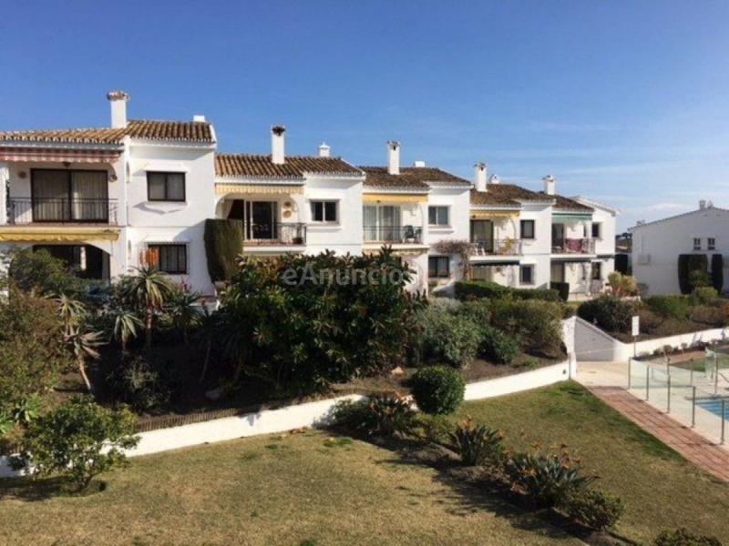 Apartamento en venta en Calle NISPERO, El Paraíso, Benahavís