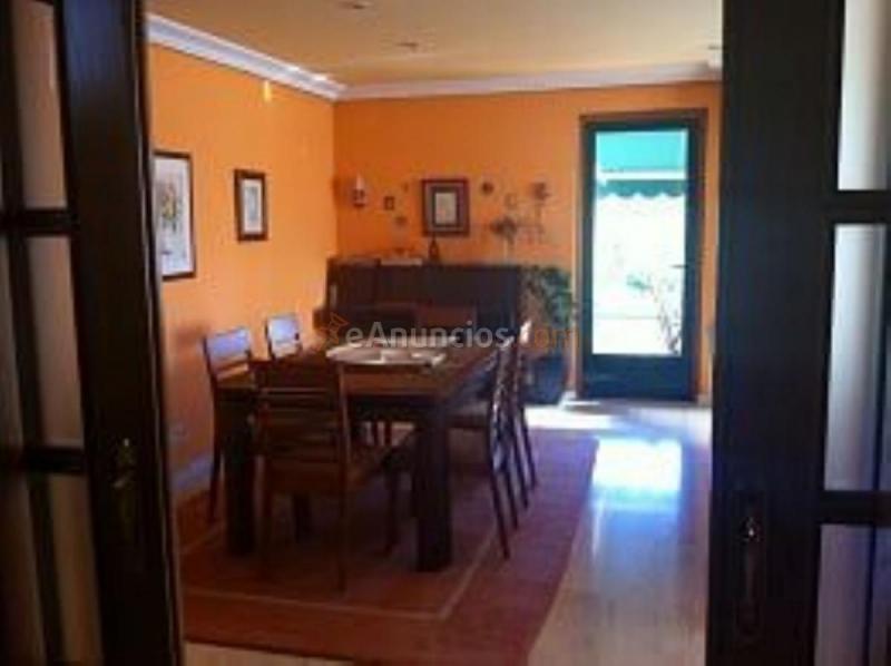 Adosado en venta en  Liáns, Oleiros