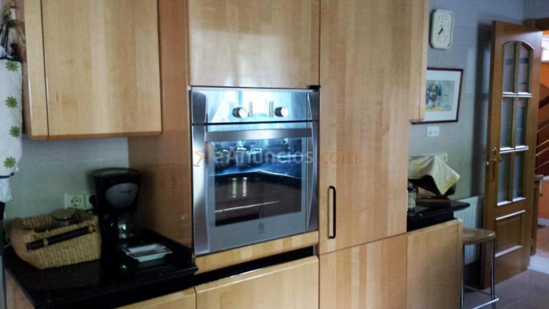 Adosado en venta en  Liáns, Oleiros