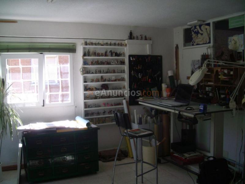 Local Comercial en venta en Calle tírvia, Moncloa, Madrid