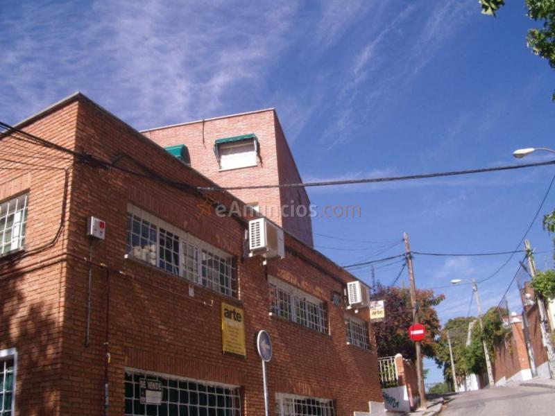 Local Comercial en venta en Calle tírvia, Moncloa, Madrid