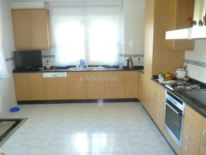 Adosado en venta en  Campus norte - S.Caetano, Santiago de Compostela