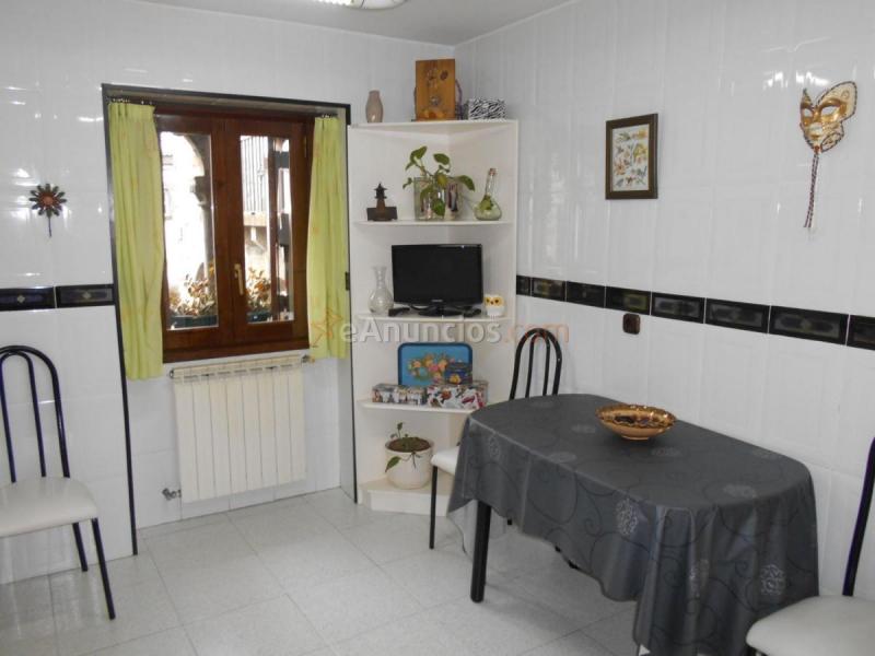 Adosado en venta en  Arruata, Torla