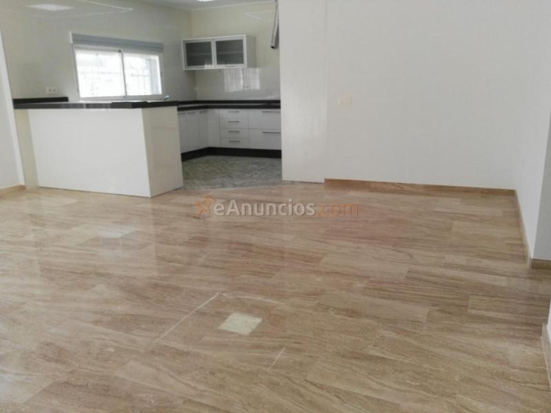 Adosado en venta en  Lugar Torrellano Alto Poligono 1, Torrellano, Elche  Elx