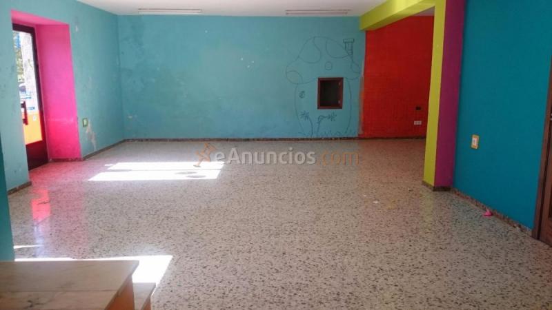Local Comercial en alquiler en  Pontecesures
