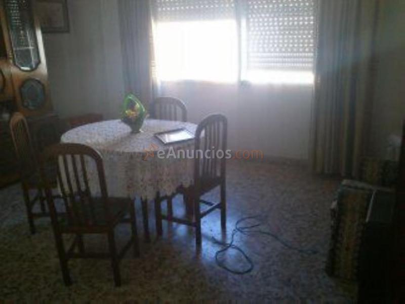 Casa en venta en  La Zubia