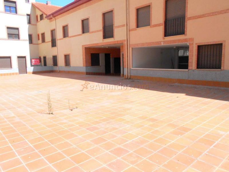 Local Comercial en venta en  Los Santos de la Humosa