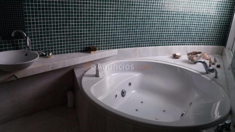 Casa en venta en Calle ferrol, Campus sur - Santa Marta, Santiago de Compostela