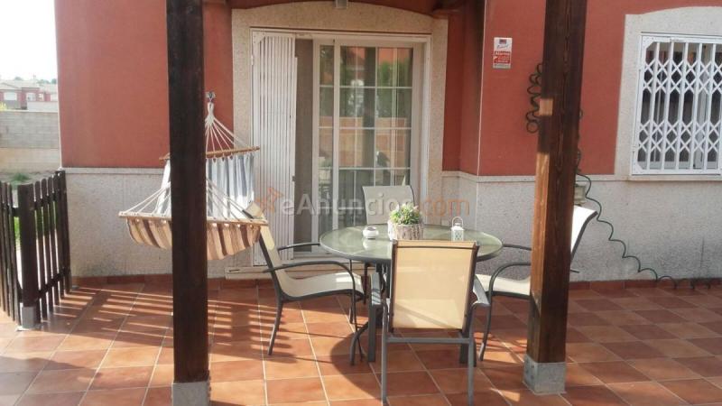 Casa en venta en  Pla dels Aljubs, La Pobla de Vallbona