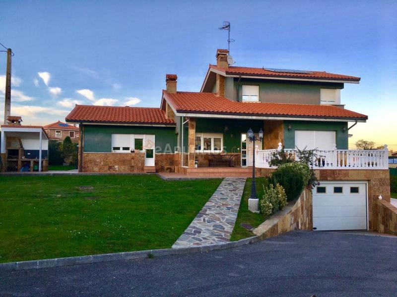 Adosado en venta en  Luanco - Aramar - Antromero, Gozón