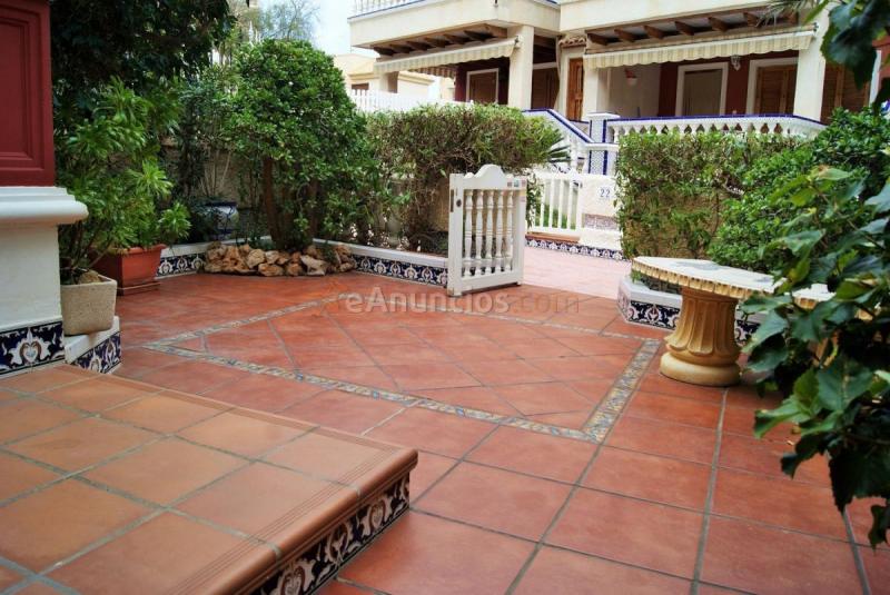 Casa en venta en Calle Avenida de los Daneses, La Mata, Torrevieja